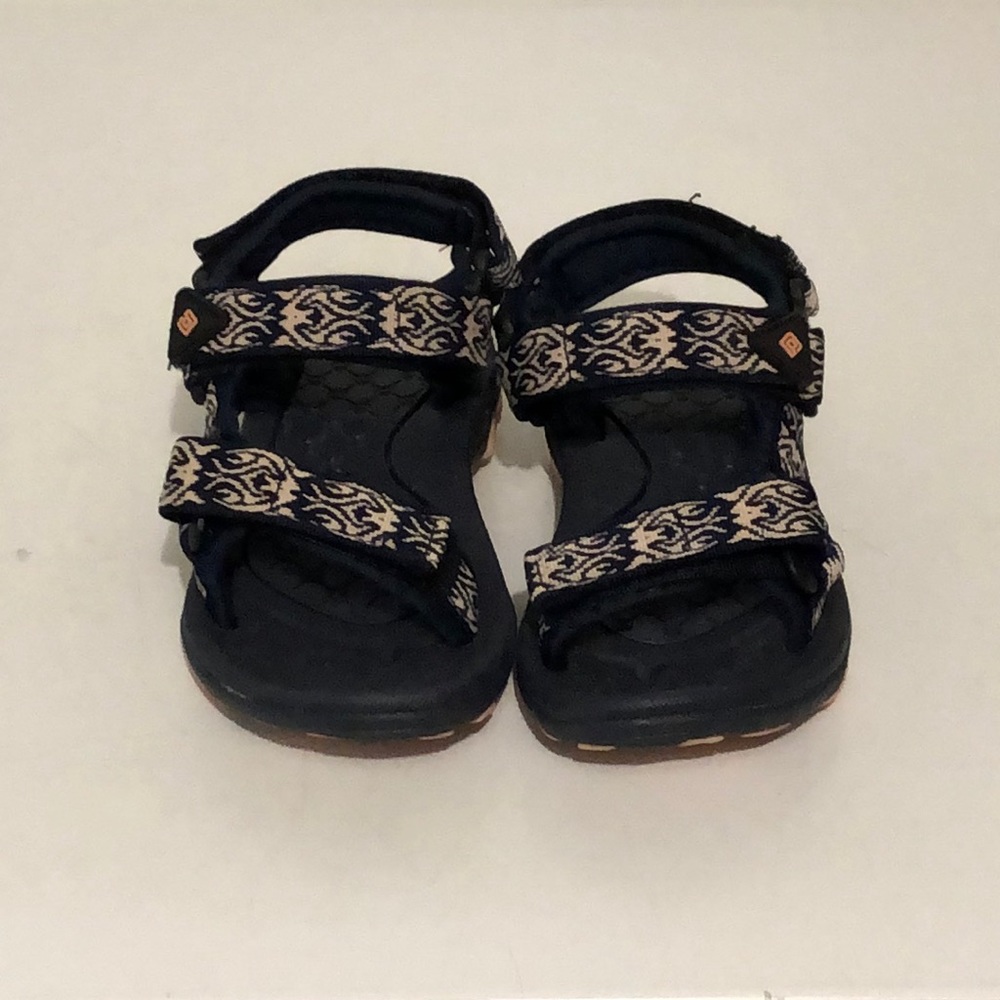 Dream Pairs Kids Sandals (navy & shell pink)